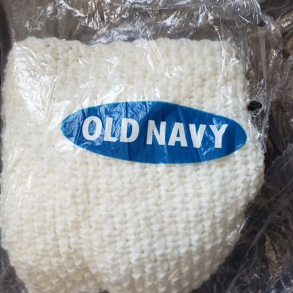 NWT Old Navy Cream Infinity Scarf - Picture 5 of 5